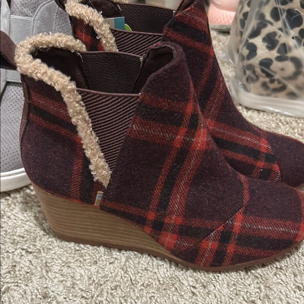 Toms Red and Black Ankle Booties with Cozy Lining